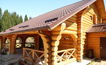 case din lemn rotund